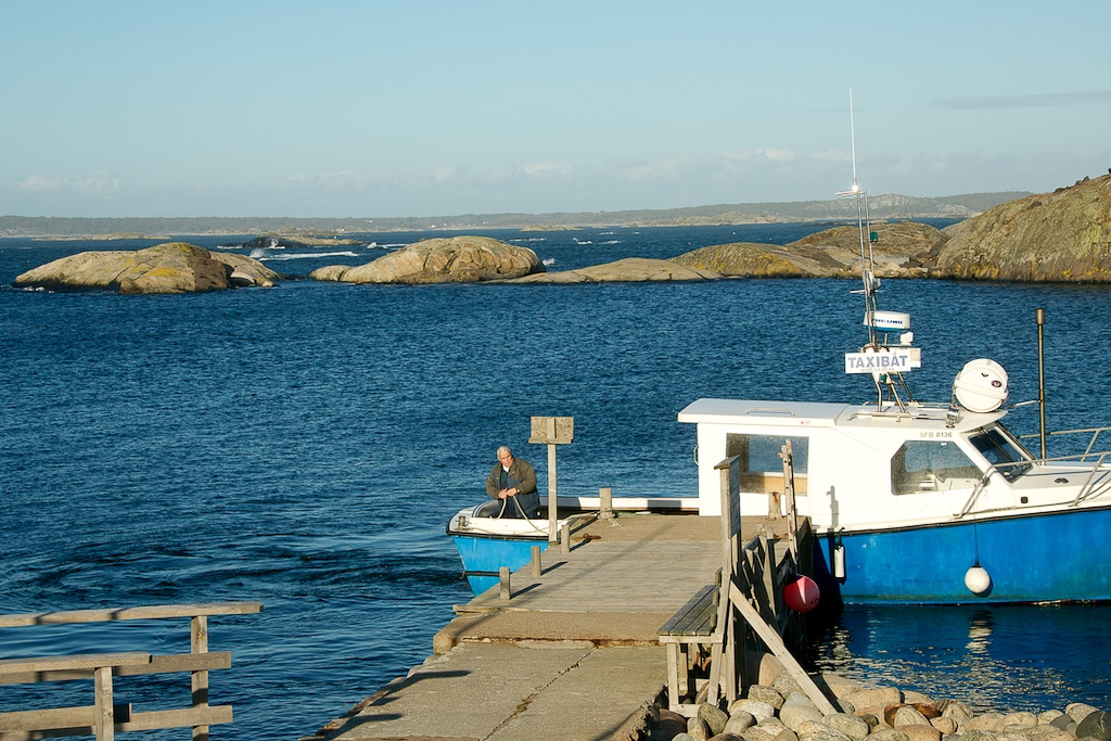 Taxiboat au ponton à Ursholmen 