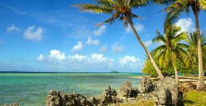 Raiatea marae vue lagon Hervé Bré EnezGreen